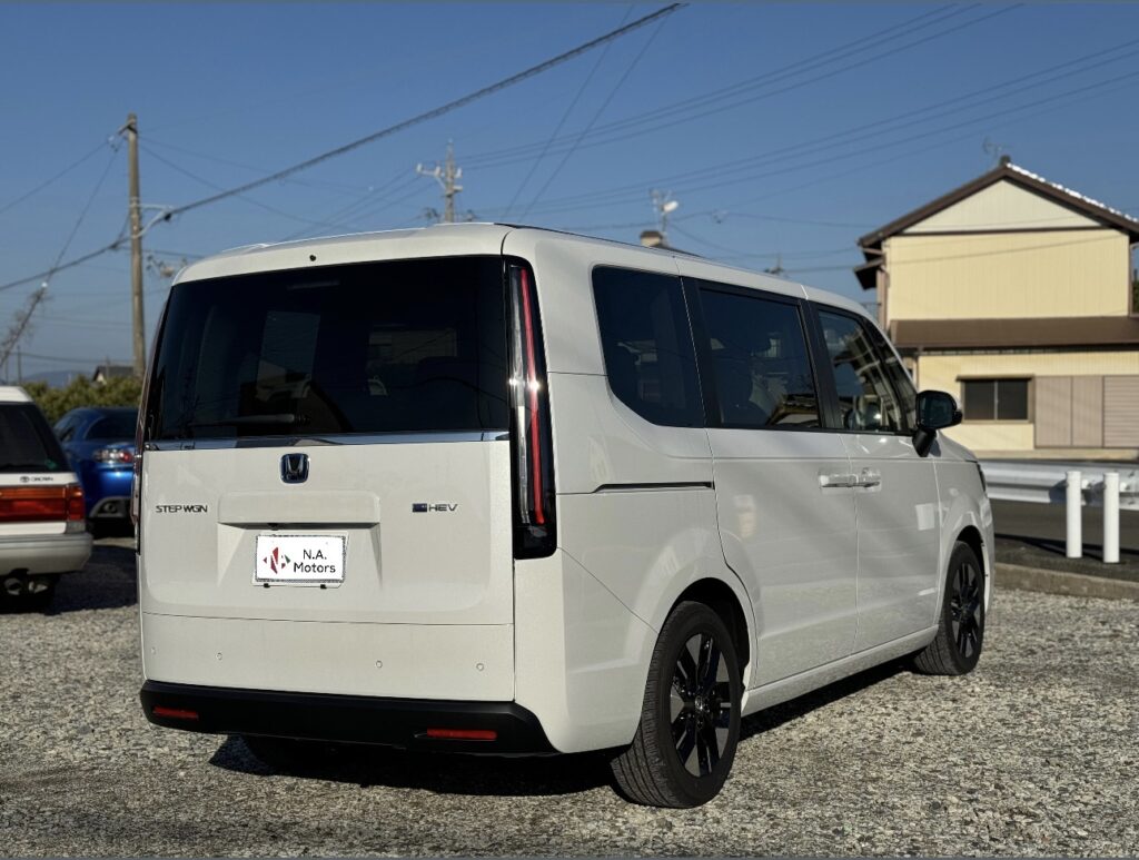 Honda Stepwagon e:HEV AIR