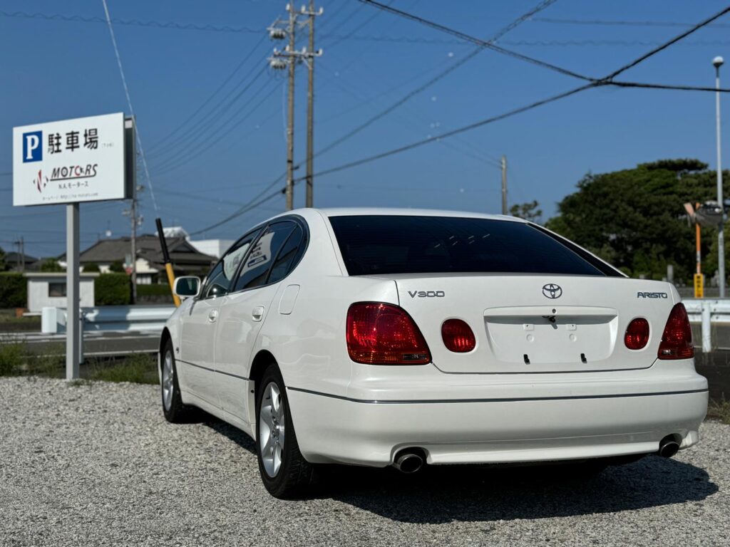 Toyota Aristo V300