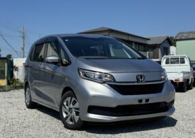 Honda Freed Hybrid