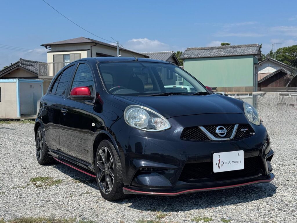 Nissan March Nismo S
