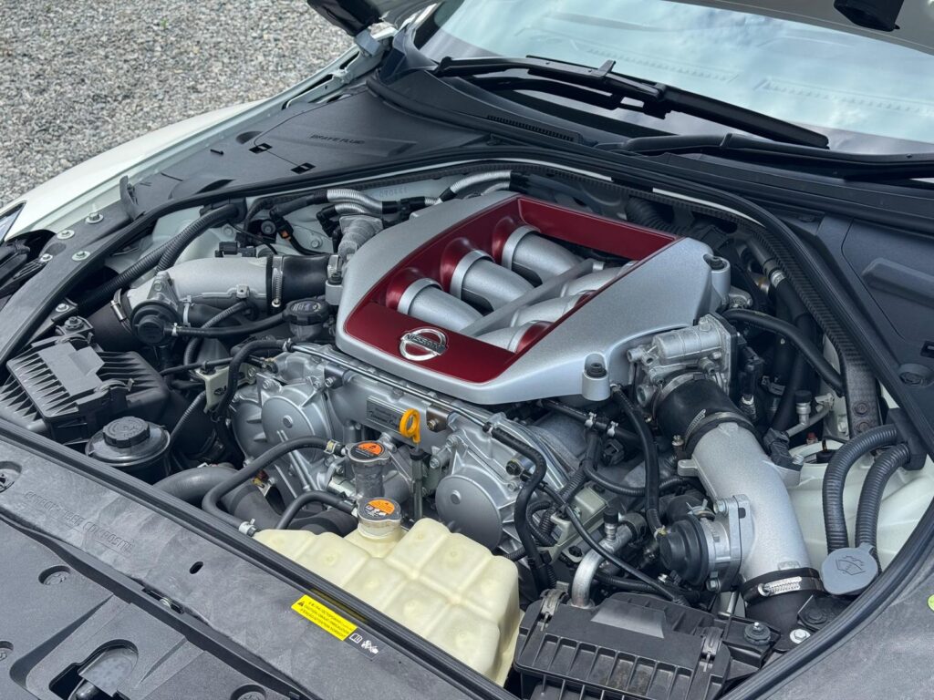 Nissan GT-R
